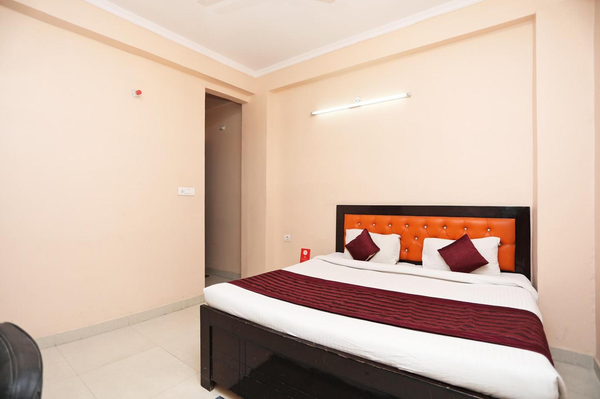 Hotel O Rn 32 Indirapuram Bagian luar foto